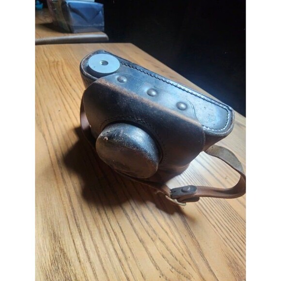 Vintage / Antique Argus A Precise 135 Format Camera with Leather Case c. 1940 - Picture 1 of 6